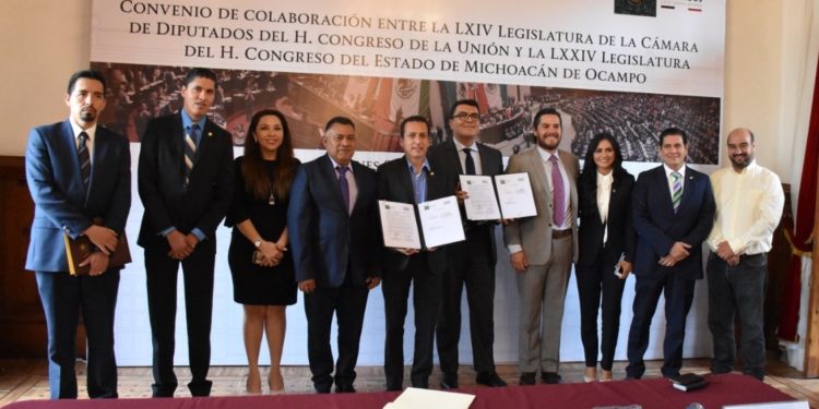 Firma Poder Legislativo, convenio de colaboración con el Congreso de la Unión