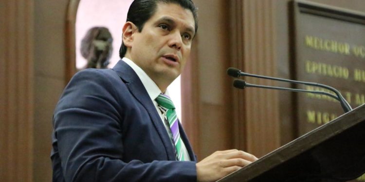 Presenta Ernesto Núñez iniciativa para evitar carencia alimentaria en Michoacán