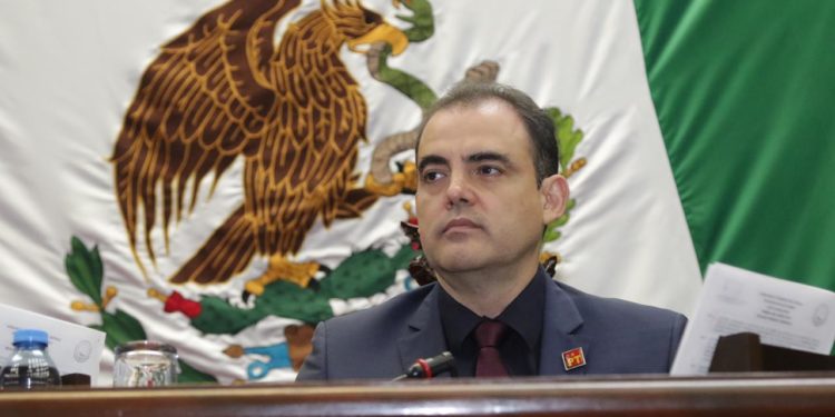 Presenta Balta Gaona iniciativa para eliminar “congeladora” en el Congreso de Michoacán