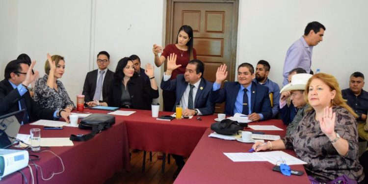 Respalda Arturo Hernández la ampliación para el pago de contribuyentes morosos