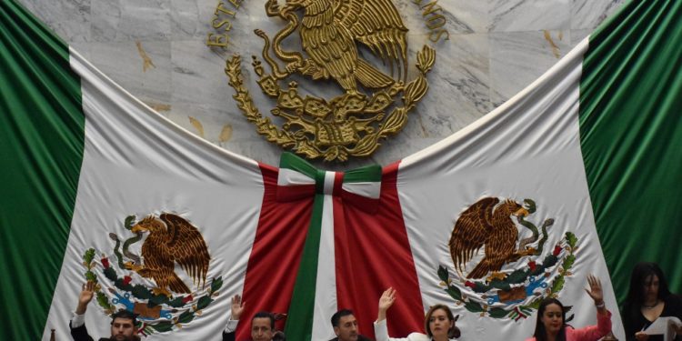 Por una institución democrática y ejemplo de igualdad sustantiva, diputados reforman Ley Orgánica del Congreso de Michoacán
