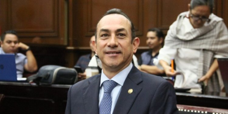 Piso parejo para funcionarios que contiendan en elecciones plantea Antonio Soto