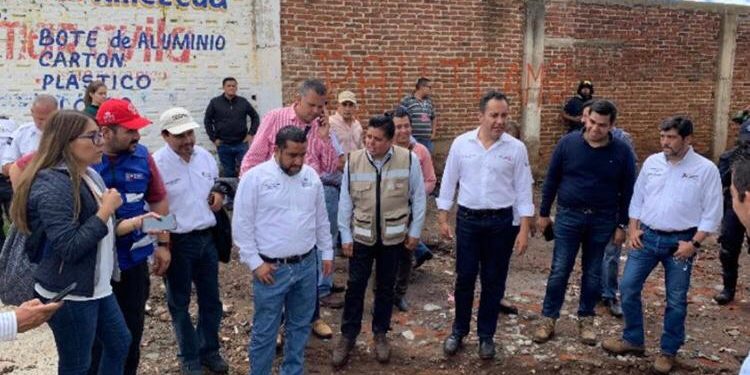 Apoya federación a población de Los Reyes