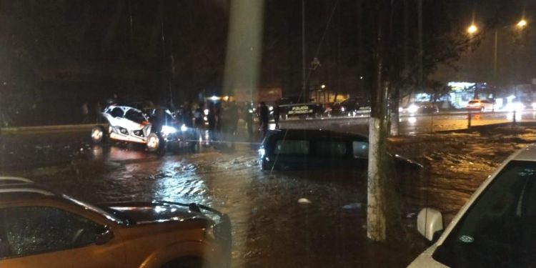 Despliega PC Estatal, apoyo en Los Reyes por lluvias