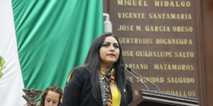 Michoacán avanza en la atención y combate a la violencia contra las mujeres: Araceli Saucedo