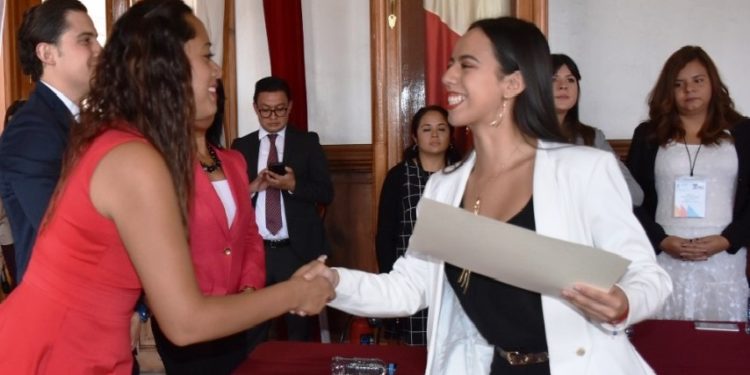 Buscarán diputados hacer realidad iniciativas de parlamentarios juveniles