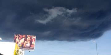 Llaman a tomar precauciones para evitar enfermedades ante incendio en fábrica