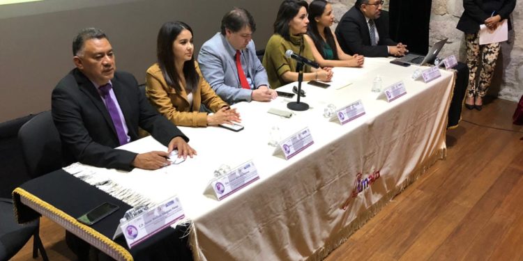 Garantizar blindaje de datos personales, tarea del Congreso: Fermín Bernabé