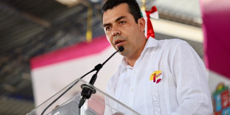 Ha invertido Gobierno del Estado, 420 mdp en obras y acciones para Huetamo