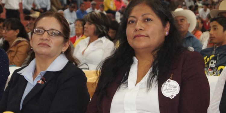 Asiste Zenaida Salvador a informe de gobierno municipal de Angangueo