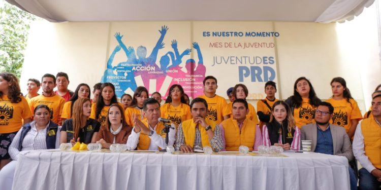 El PRD, históricamente ha brindado oportunidades a los jóvenes: Juan Bernardo Corona