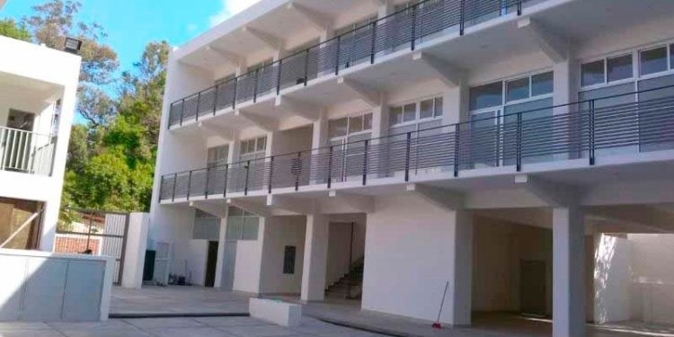 Gobierno de Michoacán ha dignificado más de 2,500 escuelas en los 113 municipios