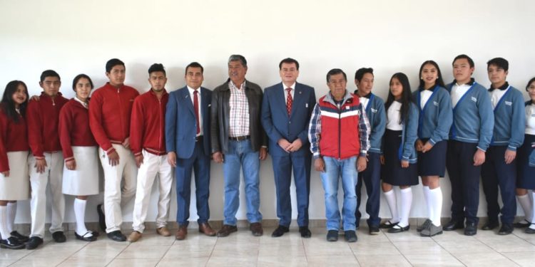 Estrenan aulas didácticas en el plantel Ocampo del Cobaem