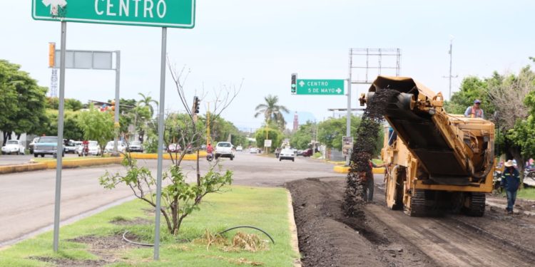 En Apatzingán inicia la reconstrucción del tramo 5 de Mayo- Puente Atimapa