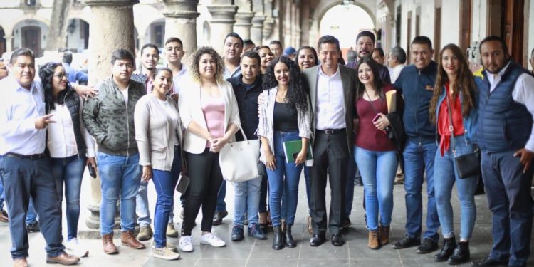 Invaluable que Michoacán incentive emprendimiento entre jóvenes: Antonio García