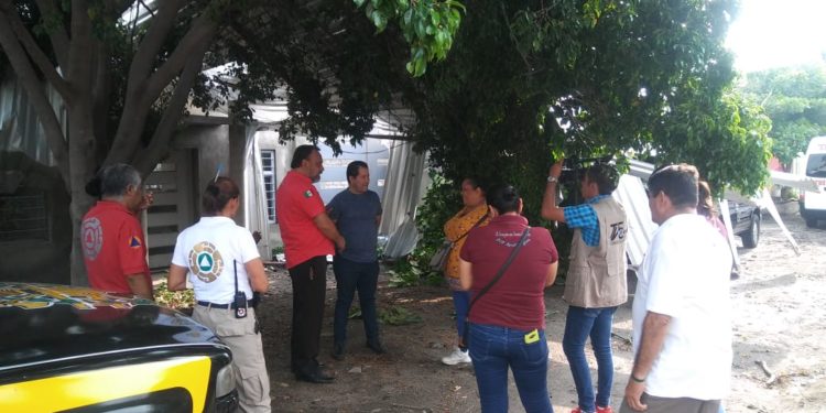 Atiende PC de Apatzingán a vecinos de la Cristóbal Colón