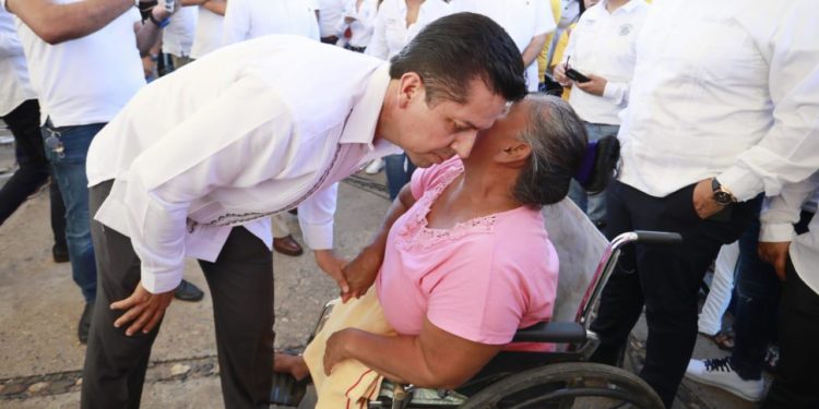 Toño García lleva Tu Voz a Lázaro Cárdenas