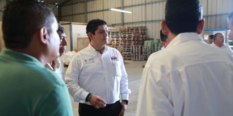 Coadyuva Toño Madriz en resarcimiento social de Tierra Caliente