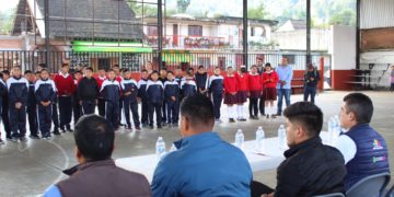 Más agua potable para Paracho; construye CEAC obra de abastecimiento en Pomacuarán