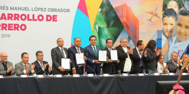 Michoacán y Guerrero, juntos por un modelo de desarrollo para la región del Balsas