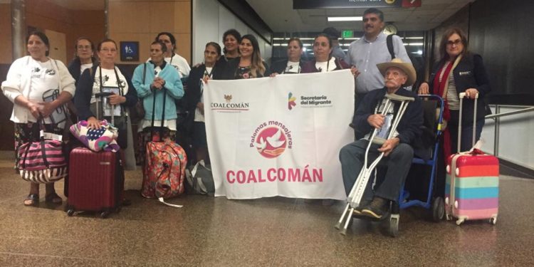 Palomas Mensajeras de Parácuaro y Coalcomán, viajan a EU