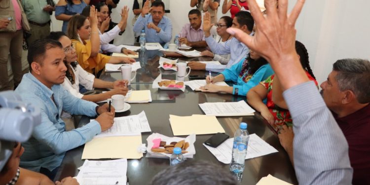 Habrá nuevos costos en agua potable y pasaporte en Apatzingán