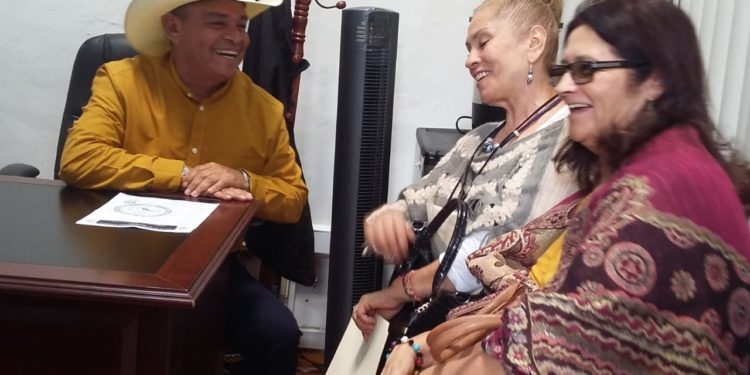 Atención ciudadana seguimiento permanente de Salvador Arvízu