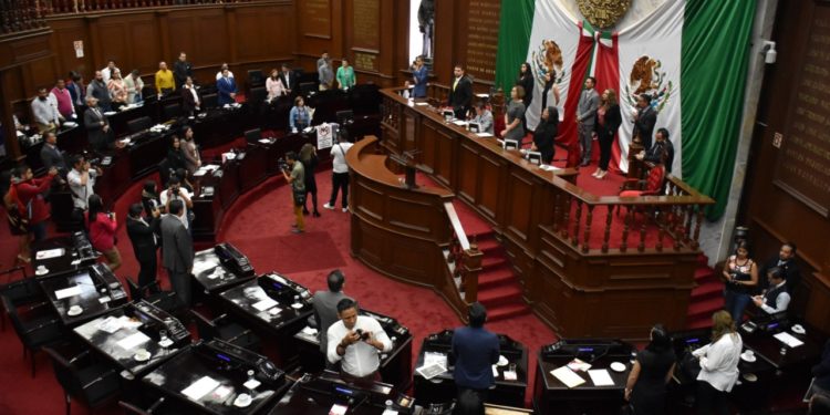 Aprueban integración de la Mesa Directiva para el segundo año legislativo en el Congreso de Michoacán