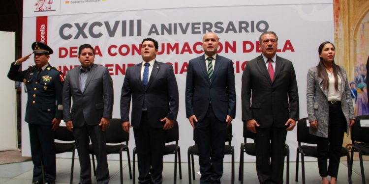 Participa Antonio Madriz en 198 Aniversario de la Consumación de la Independencia