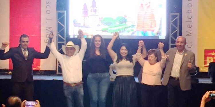 Bancada del PT destaca labor legislativa de Arvizu Cisneros y cierran filas de Unidad