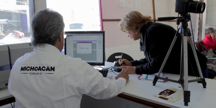 Hasta el 31 de diciembre, renovación de licencia sin pago de multa