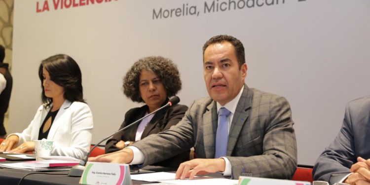 En Michoacán, cero tolerancia a la violencia contra la mujer: Carlos Herrera