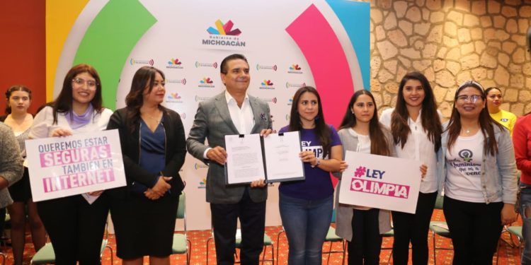 Gobierno de Michoacán y Colectivos Feministas, contra la violencia virtual y el ciber-acoso