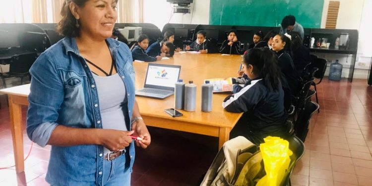 Alumnas de internado La Huerta, promotoras de Agricultura Sustentable