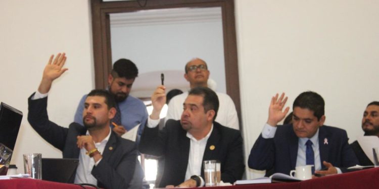 Diputados del PRD avalan en comisiones 26 iniciativas de leyes de ingresos municipales