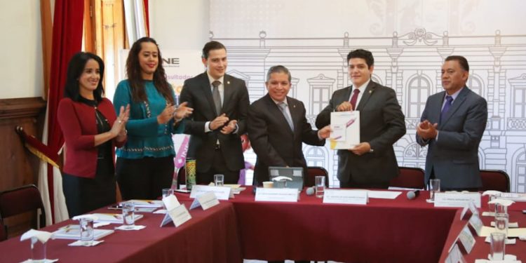 Recibe Congreso resultados de Consulta Infantil y Juvenil 2018 del INE