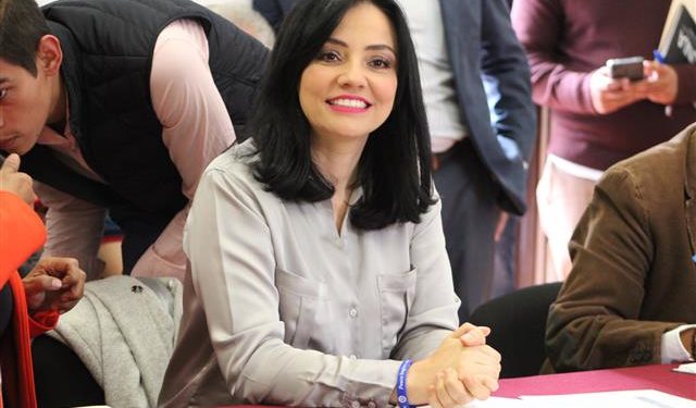 Propone Adriana Hernández mejorar políticas públicas para personas con discapacidad