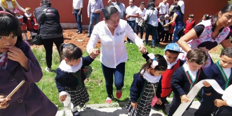 Con obras responde gobierno del Estado a la Educación de la niñez michoacana