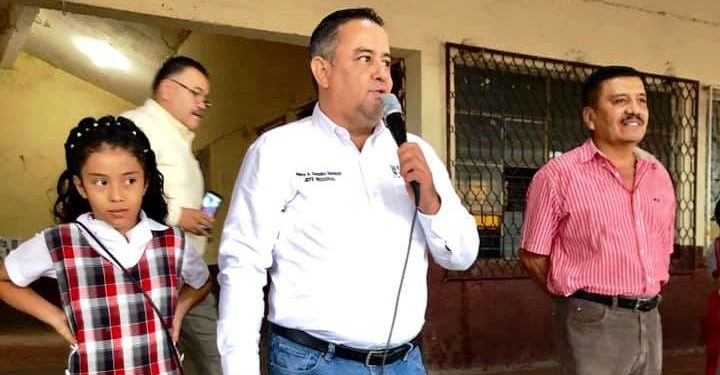 Gobierno del Estado responde a gestiones en materia educativa en Múgica