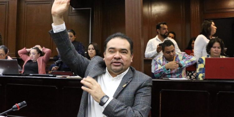 Federación dejó de suministrar a Michoacán 550.5 millones de pesos de aportaciones y participaciones: Tony Martínez