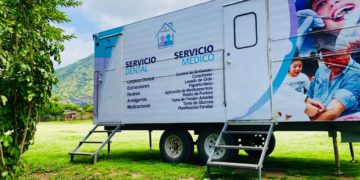 DIF apoya la jornada de salud pública, con su unidad móvil