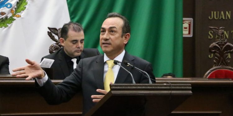 Transparentar actas de cabildo y acuerdos propone Antonio Soto