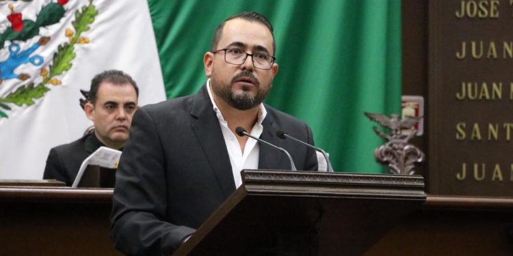 Debemos caminar a la democratización de la seguridad pública: Humberto González