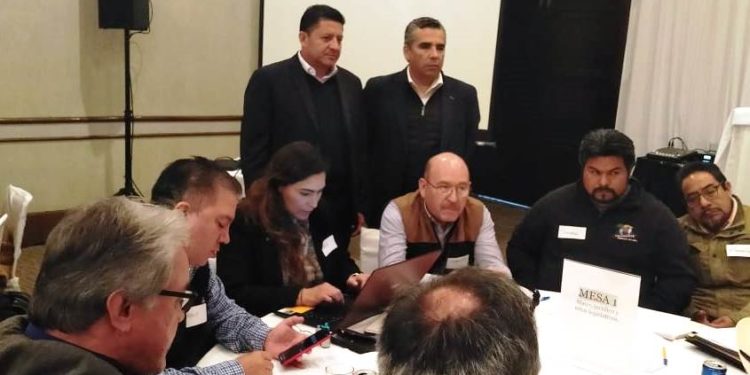 Avanzan foros para nueva Ley de Aguas Nacionales, encabezados por Feliciano Flores