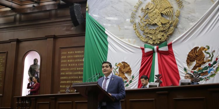 Propone Arturo Hernández Instalación de Mando Mixto de Seguridad para Michoacán