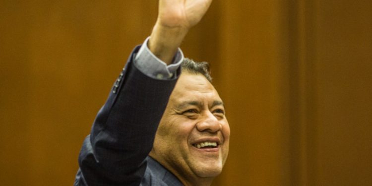 Impulsa Fermín Bernabé defensa de derechos políticos de la mujer en Michoacán