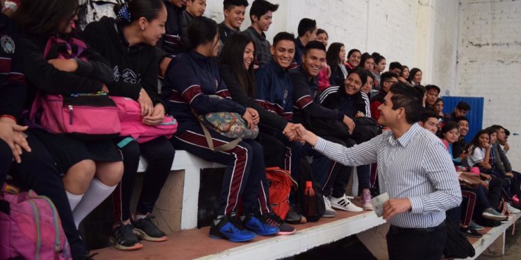 Intransitable ley ambiental con fines recaudatorios en Michoacán: Arturo Hernández