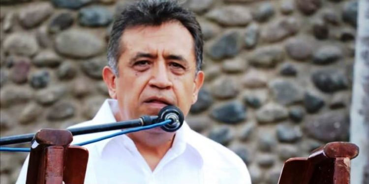 Ayuntamiento de Apatzingán atenderá problemática al interior del mercado “Ignacio López Rayón”