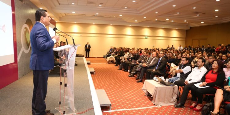 Llama Gobernador a cambiar patrones sociales para acabar con corrupción