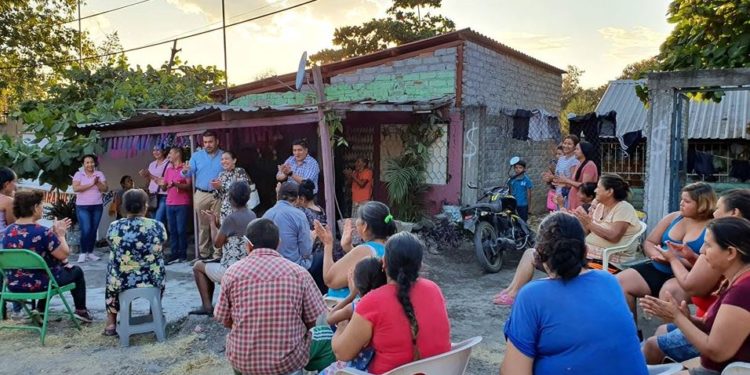 Despensas navideñas llegan a familias vulnerables de Apatzingán a través de Juntos Somos Mejor